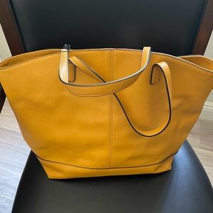 Cute large women’s bag! Gently used, Black Rivet Brand.